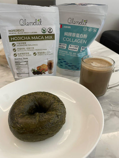 抹茶貝果搭配超級食品的清爽健康早餐